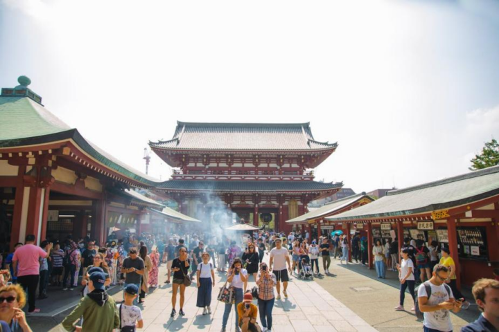 Kendala Bahasa Jadi Tantangan di Tengah Lonjakan Turis Asing di Jepang