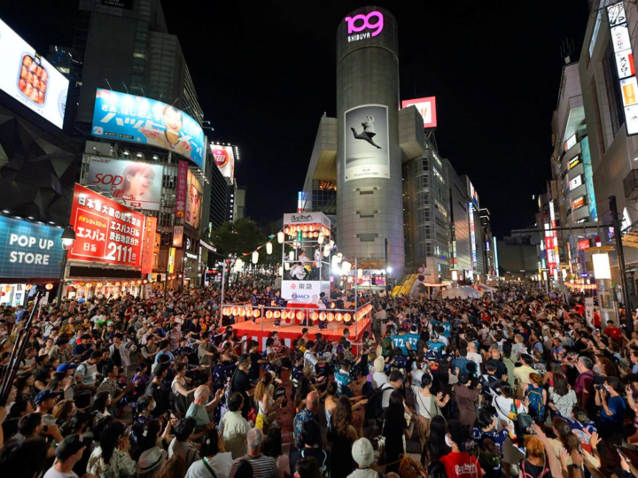 Festival Bon Odori di Shibuya yang diramaikan Anak Muda dan Turis Asing